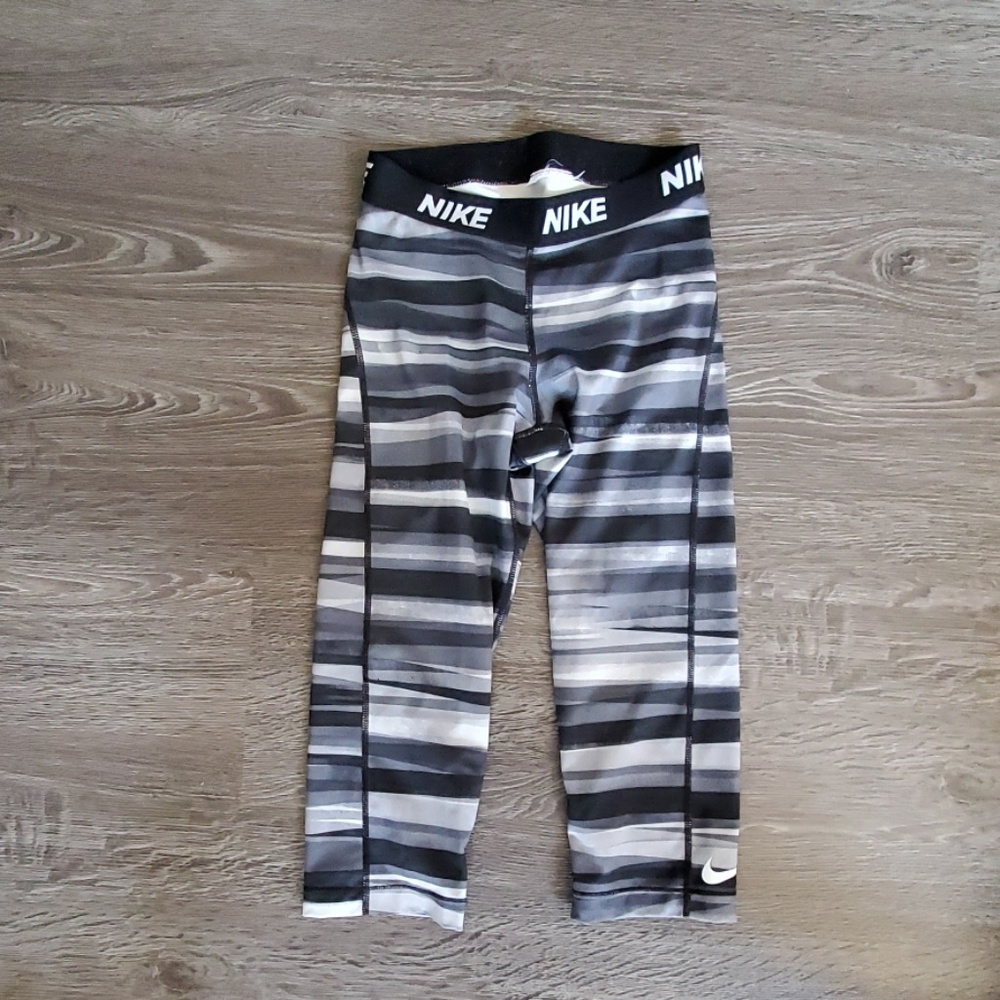 Nike leggings